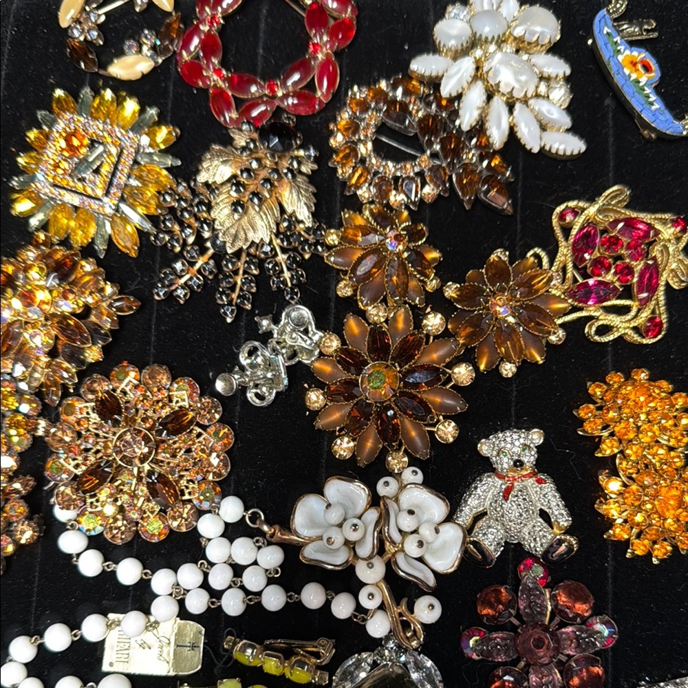 ❤️❤️❤️Like this flyer for notification on awesome jewelry VINTAGE, VICTORIAN